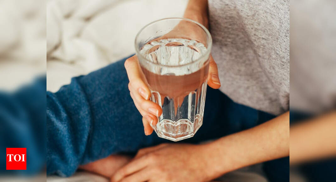 Drinking Water During Pregnancy How Much Water Should You Drink During
