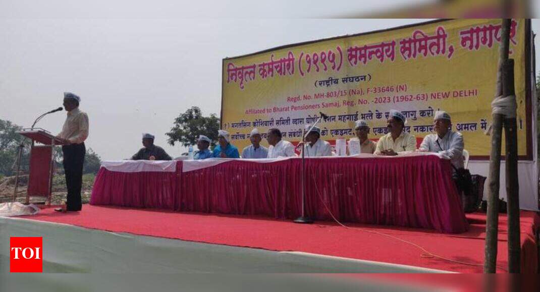 Epcc Protests For Payment Of Due Pension Nagpur News Times