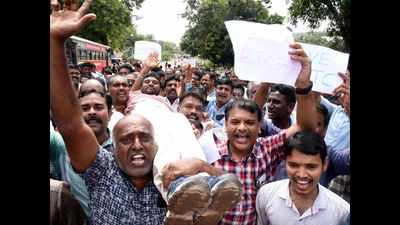 TSRTC's JAC calls for protests, Telangana bandh on October 19