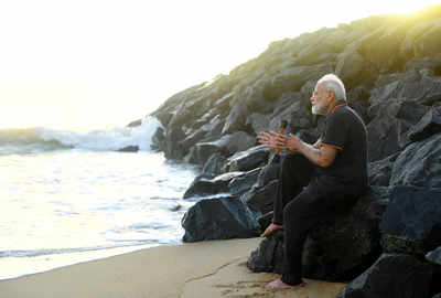 'Hey...Sagar! Tumhein Pranam': PM Modi pens poem on his 'conversation' with ocean at Mamallapuram