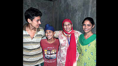 Navi Mumbai: 'Missing' woman reunited with family after 8 years