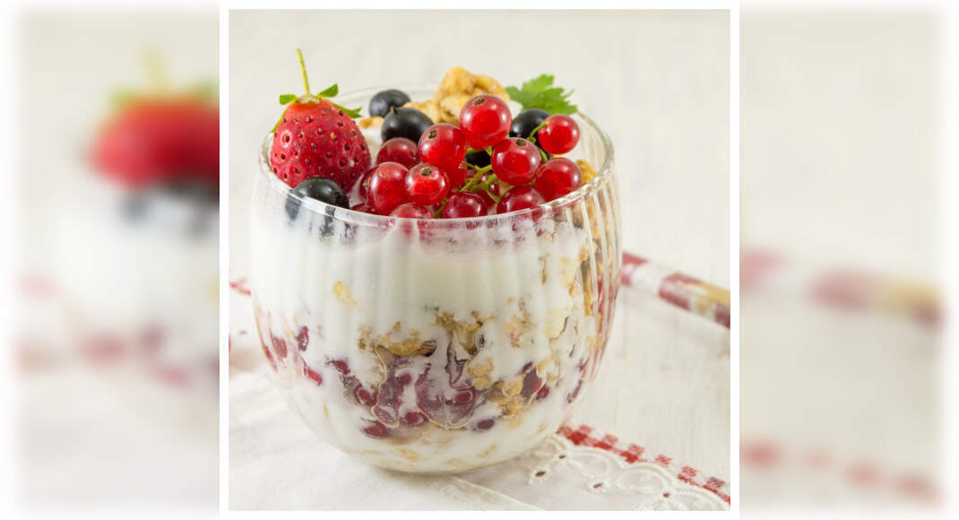 Fruit Cocktail Parfait Recipe: How to Make Fruit Cocktail Parfait Recipe | Homemade Fruit Cocktail P