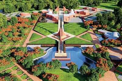 Shaheed Smarak on way to becoming iconic structure of Surat | Surat ...