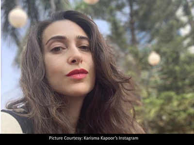 Tuesday Thoughts: Karisma Kapoor's Messy hair selfie is all things  glamorous! | Hindi Movie News - Times of India