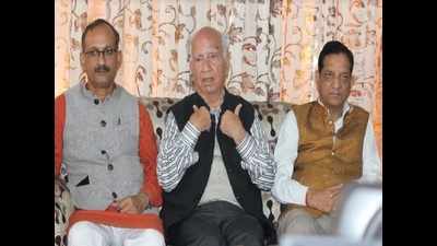 ‘Jairam government on backfoot after Shanta Kumar’s statement on second capital in Himachal Pradesh’