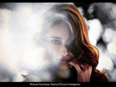 Ileana D'Cruz shares a drool-worthy picture but it's her caption that steals the thunder