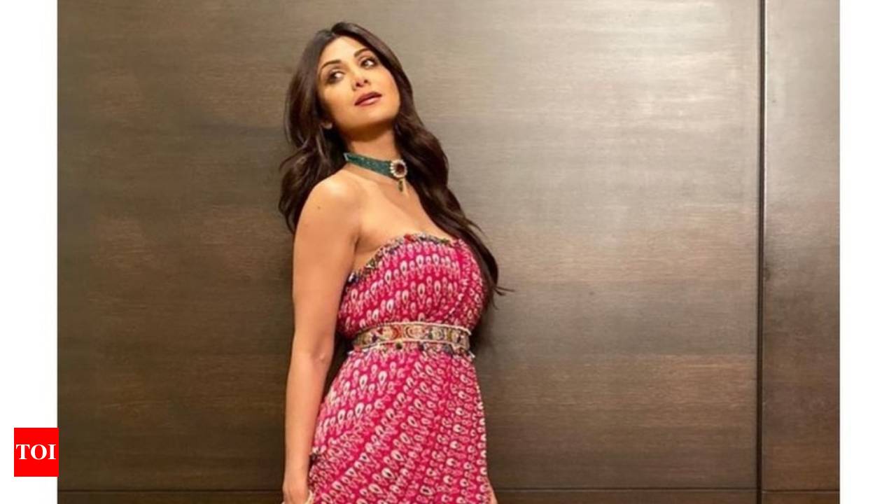 Pics: Shilpa Shetty's modern saree look will leave you impressed