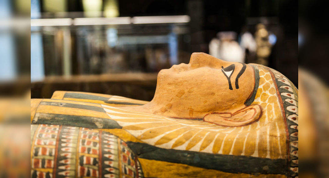 Archaeologists In Egypt Discover 20 Well-preserved Coffins, World ...