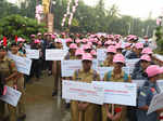 Citizens participate in Walkathon to create awareness on breast cancer