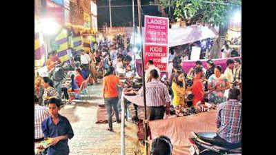 Traders can put up stalls on market pavements