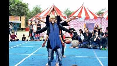 Curtains come down on four-day long annual IIT-Kanpur fiesta Antaragni
