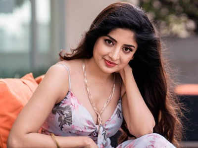 Happy Birthday Poonam Kaur: Check out the actress' beautiful pics | Tamil  Movie News - Times of India