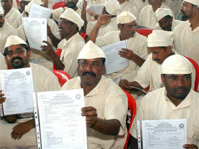 jail prisoners smiles inmates