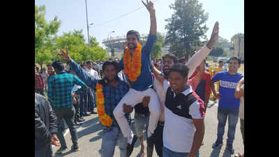 Panchayat polls: Cong, BJP wait for final results