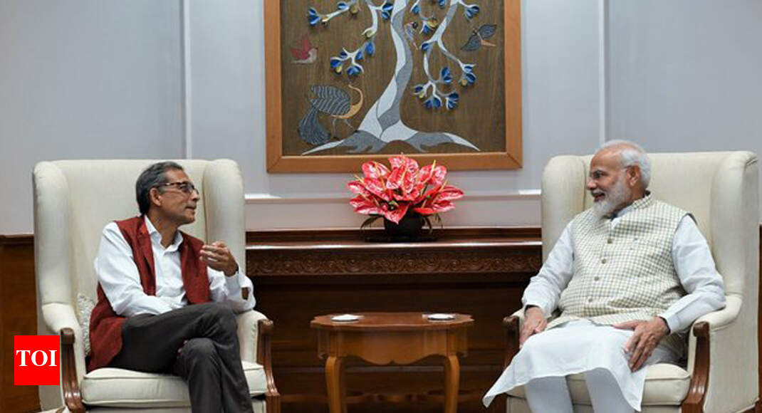 PM Modi meets Nobel laureate Abhijit Banerjee