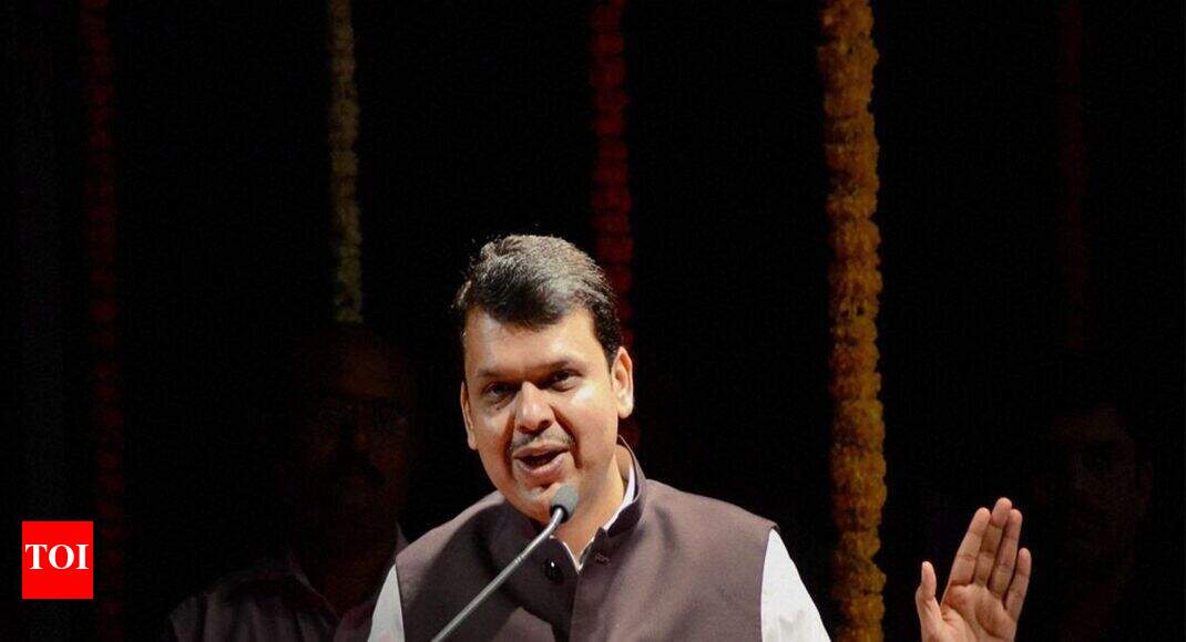 Will get 220+ seats, says Fadnavis; oppn scoffs
