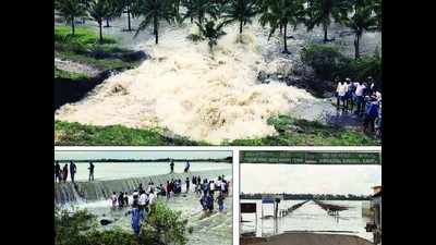 Karnataka reels under heavy rain: Bridges under water, villages marooned