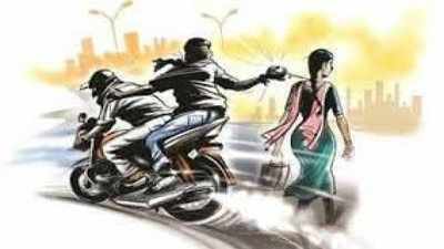 Delhi: 3 snatchers held after encounter near Connaught Place