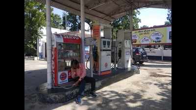 4,000 fuel stations shut across Rajasthan for a day against VAT hike