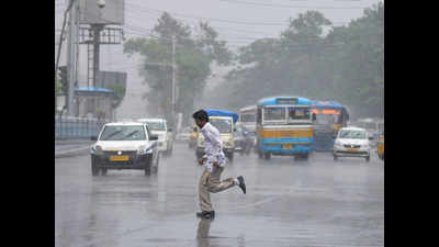 Kolkata: Met allays wet Kali Puja fears, but warns of intense rain today