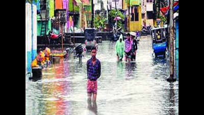 Rain flood parts of Cuttack, curtails Diwali shopping plans