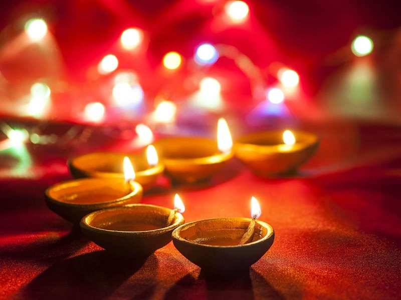 Happy Diwali 2019: Choti Diwali messages, wishes, images, quotes and  rangoli designs to share on SMS, Whatsapp and Facebook