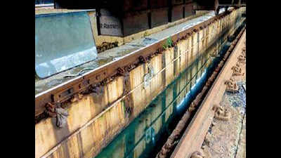 Chennai: Shaky pitlines make train rides dangerous