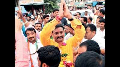 Andheri cop who quit force to join BJP emerges giant slayer in Nandurbar