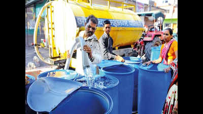 Residents continue to pay for private tankers in Aurangabad