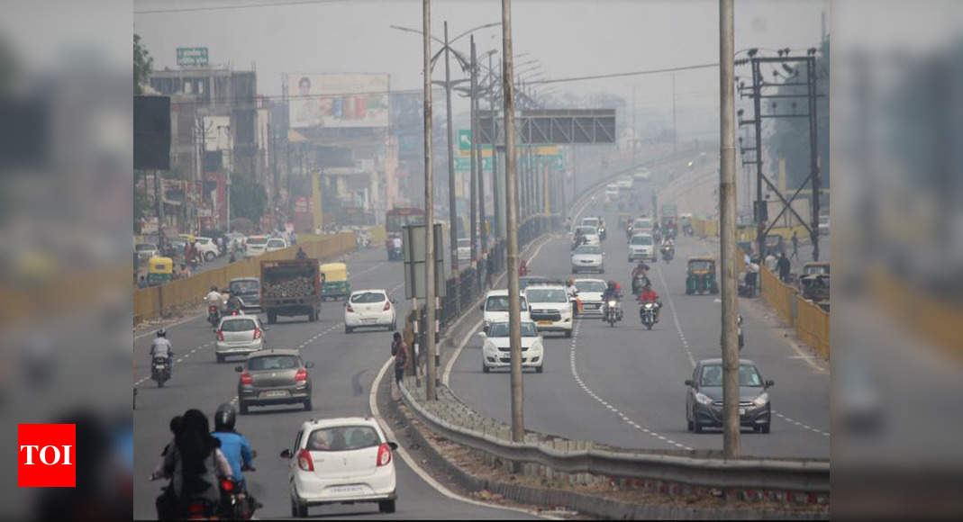 Agra air quality 'less polluted' among UP cities post Diwali | Agra ...