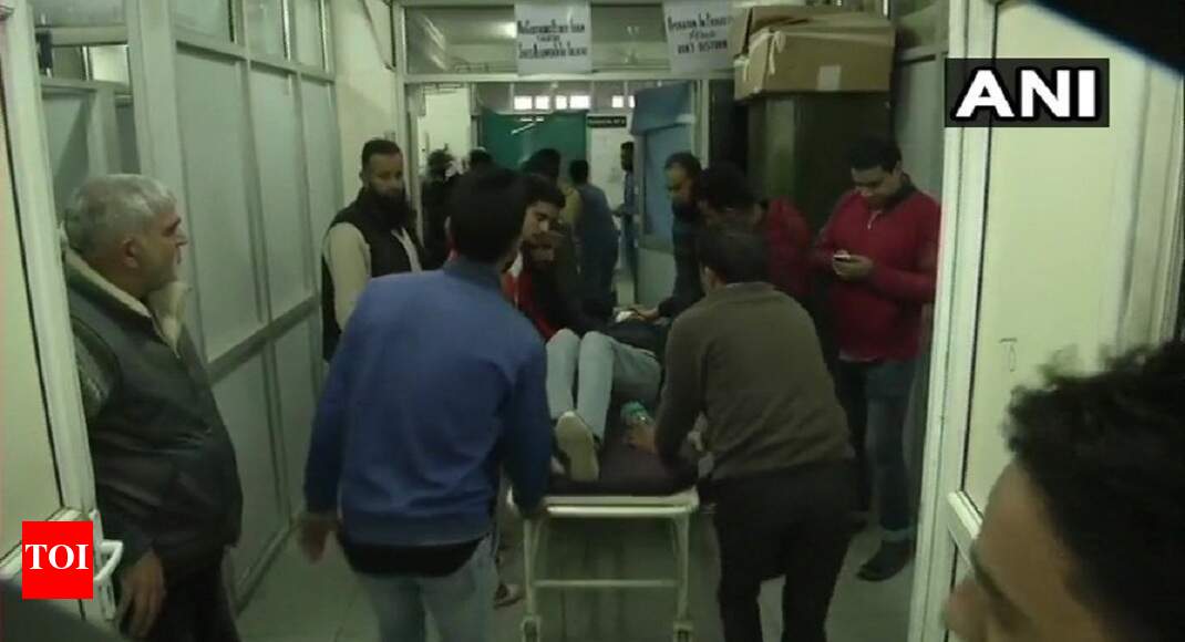 15 civilians injured in Sopore grenade attack