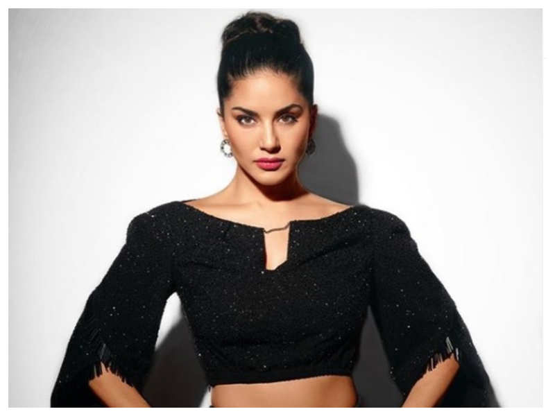 Sunny Leone Gets Called Out For Plagiarism Lends Clarification Hindi