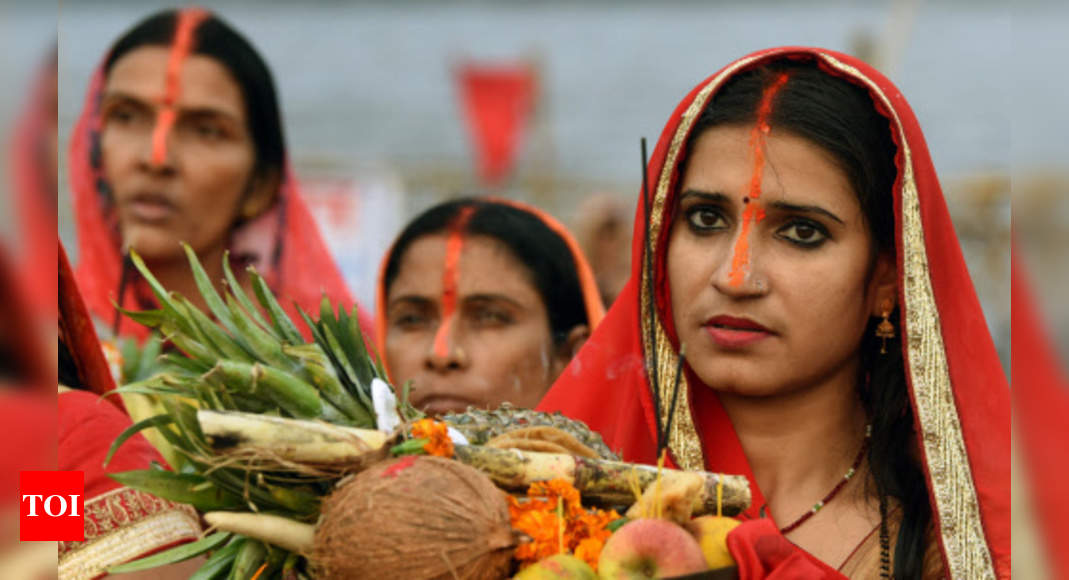 Chhath Puja Date 2019 Time And Significance Times Of India 7221