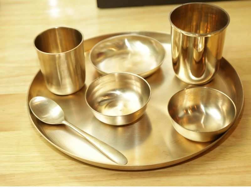 metal eating trays