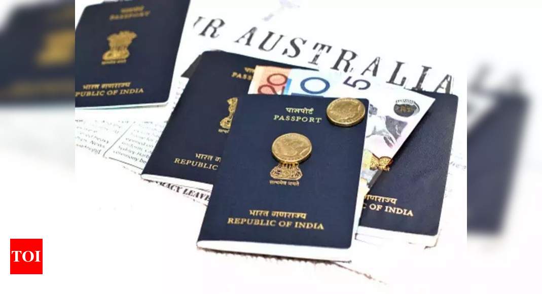 slap af nedenunder Feje Indians for 2nd consecutive year are largest group of new citizens in  Australia | India News - Times of India