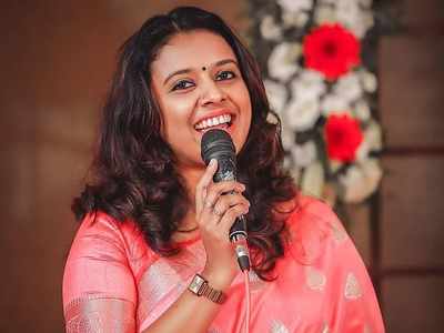 "I was on the verge of crying while performing in front of Yesudas sir during 'Gandharva Sangeetham' Finale," recollects singer Sithara Krishnakumar