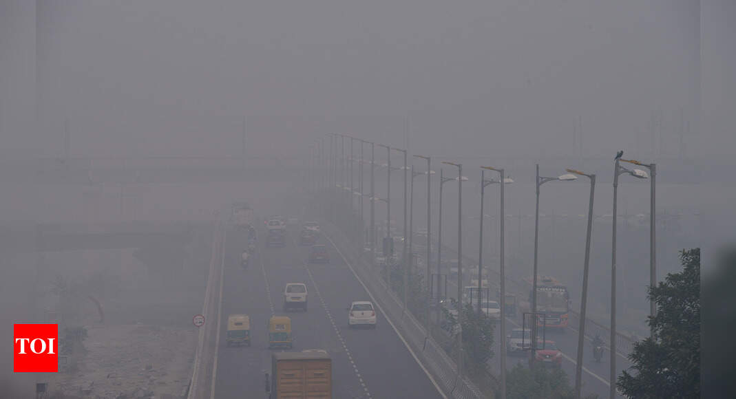 Pollution Level In Delhi EPCA Declares Public Health Emergency In