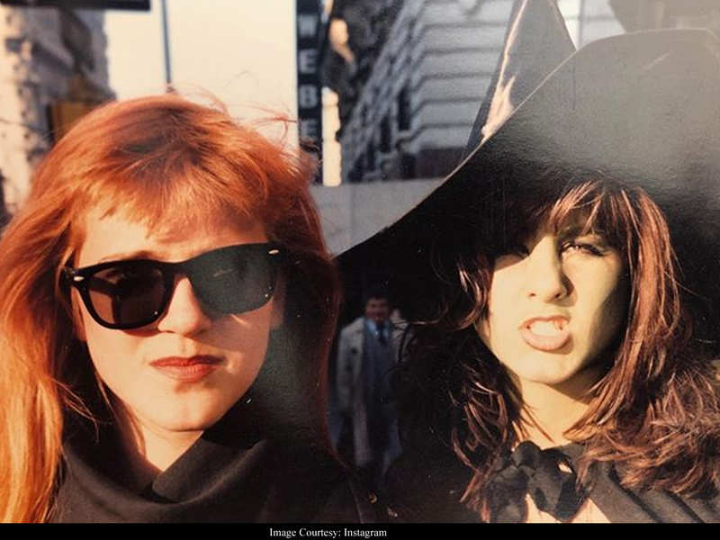 Happy Halloween Jennifer Aniston looks unrecognisable as a wicked witch in this 33 year old