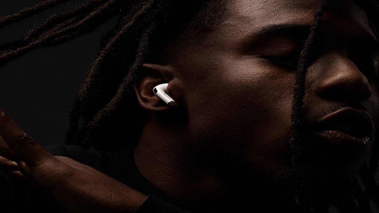 AirPods Pro grips Indian celebrities, Instagram on fire