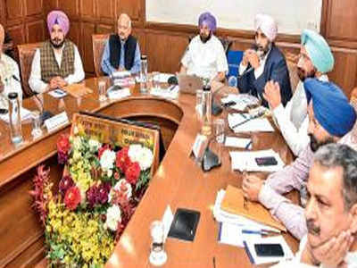 Cabinet Paves Way For Cm Amarinder Singh S Advisers Chandigarh