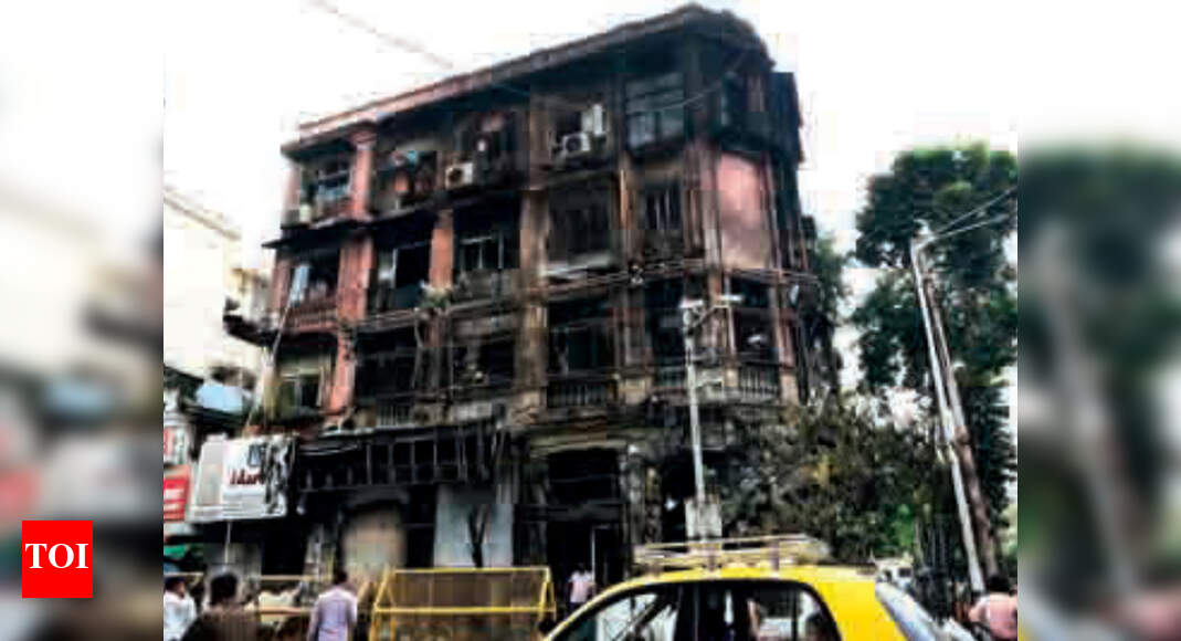Blaze at Null Bazaar building, 50 rescued | Mumbai News - Times of India