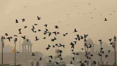Delhi pollution: Air quality continues to dip