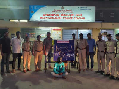 Thief from Rajasthan takes train to escape, Bengaluru police take flight to arrest and succeed