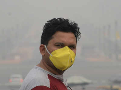 Delhi air pollution: Panic strikes, sale of masks hits roof
