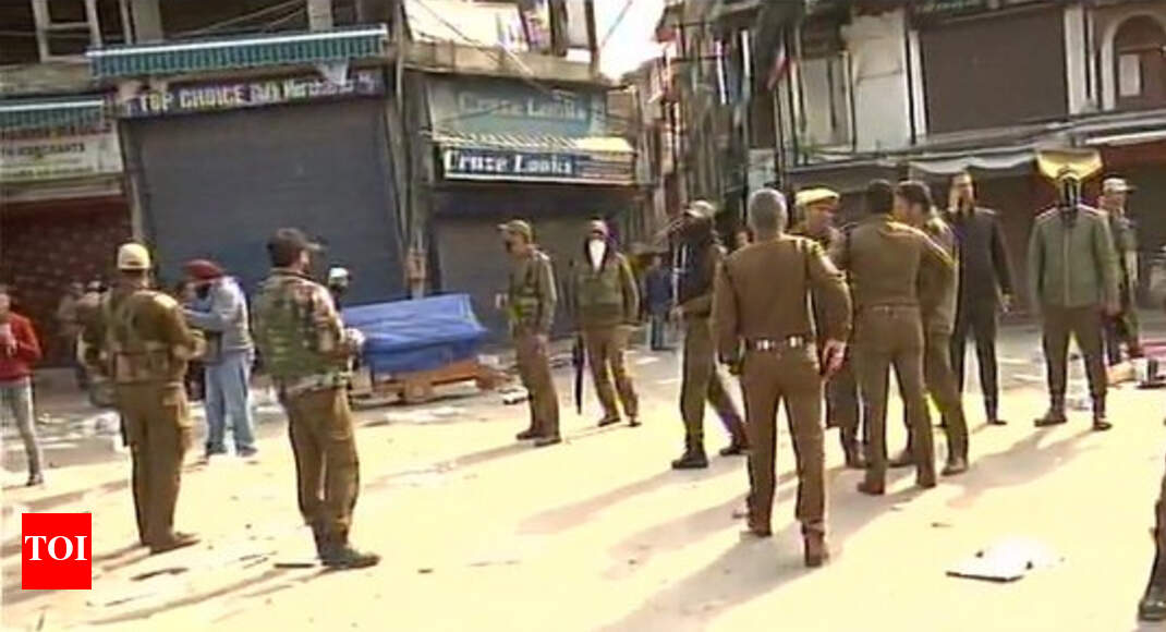 Grenade attack in Srinagar: 1 dead, 13 injured