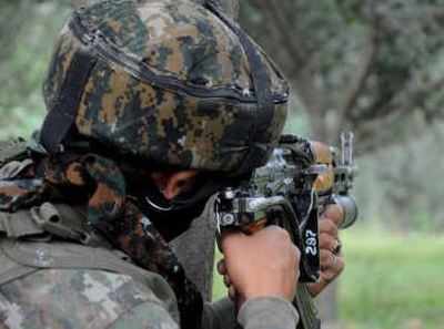 Pakistan opens fire at forward posts in Jammu & Kashmir's Poonch