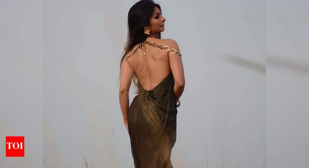 Hotness alert! Tanishaa Mukerji raises the temperature with her latest