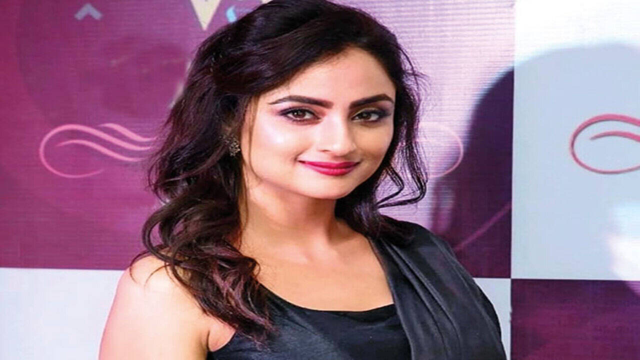Madirakshi Mundle quitting mythological show? - Times of India