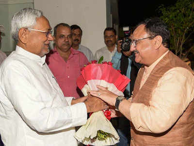 Flanked by top Bihar BJP leaders, Nadda calls on Nitish