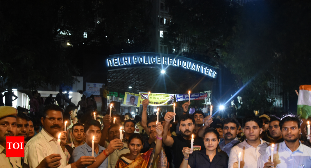 Police bodies show support to Delhi cops